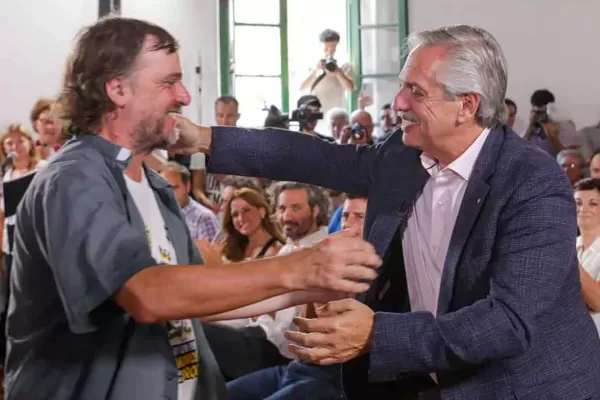 Fernandez y el Padre Pepe