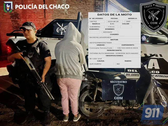 Mujer con moto robada