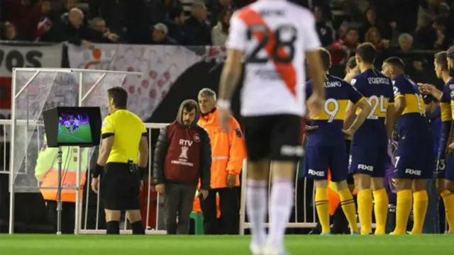 VAR