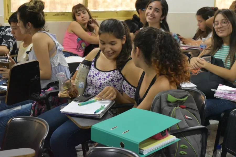 estudiantes unne