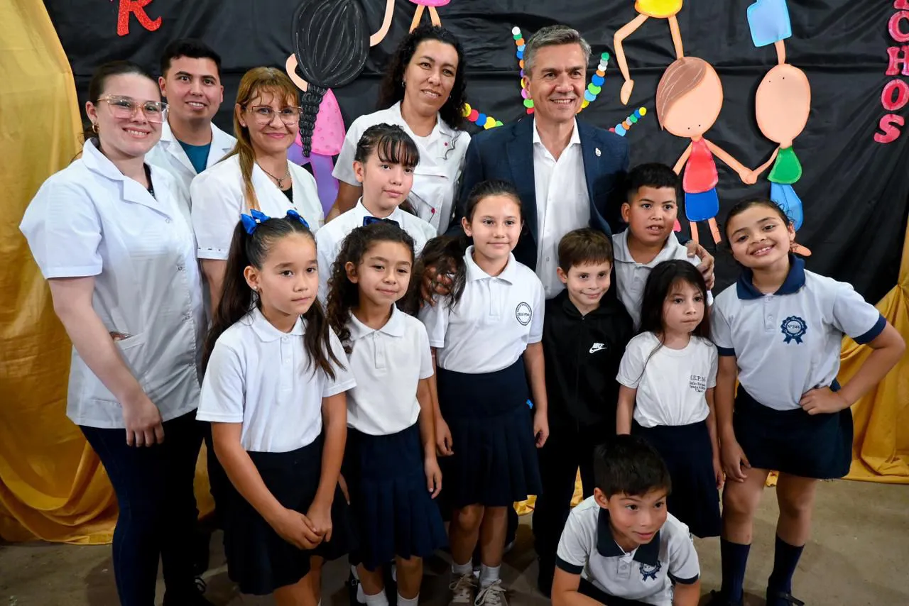 Zdero y alumnos