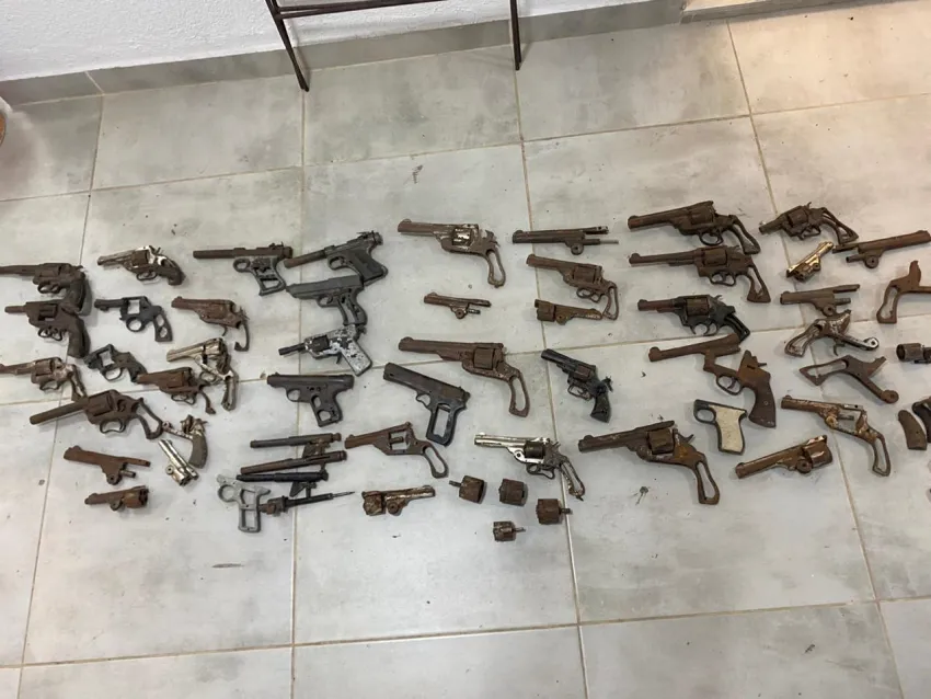 Armas