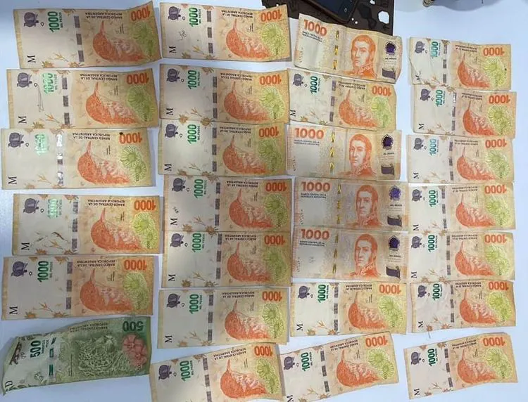Dinero robado
