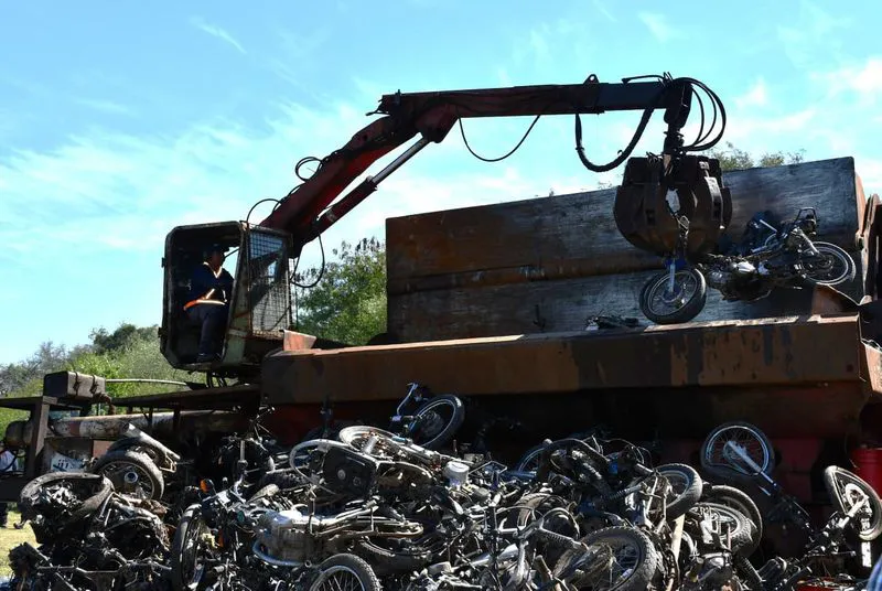 Motos compactadas 1