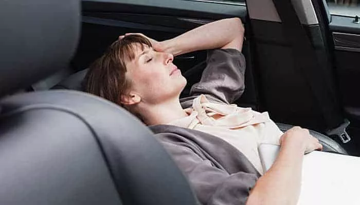 Como-Dormir-En-El-Coche