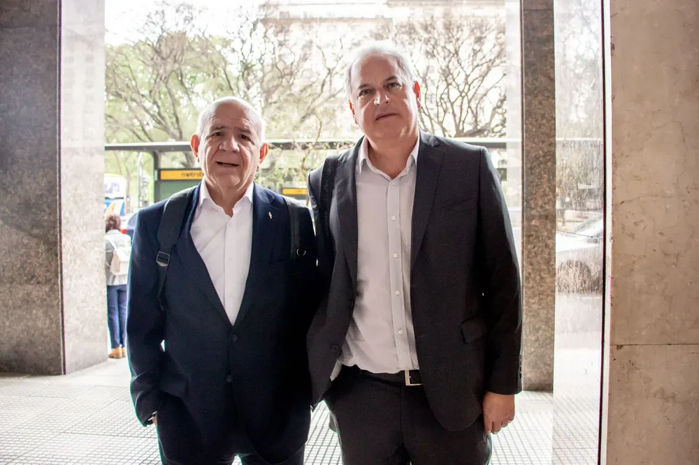 Bistoleti y Dominguez