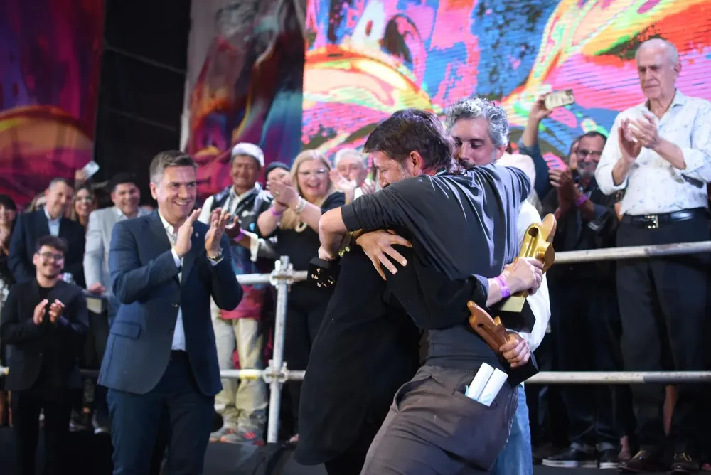 Zdero - cierre de la Bienal