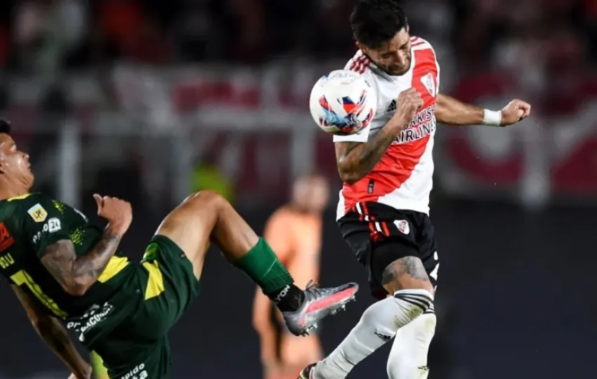 River -Defensa