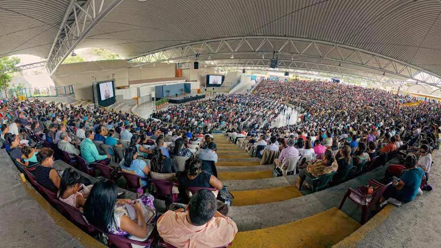 Asamblea-testigos-de-Jehova