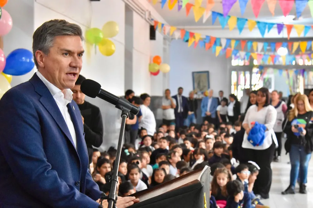 Zdero en la escuela