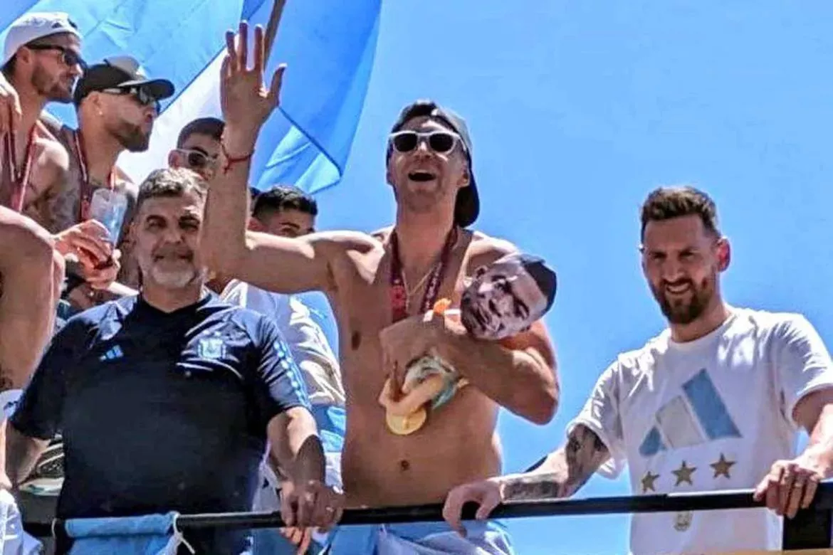 Dibu Martinez
