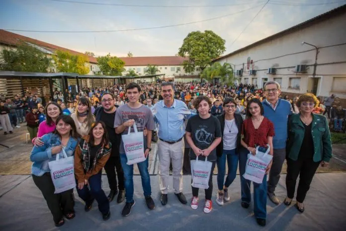 entrega de tarjetas